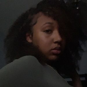 Meet your Posher, Tiera harris